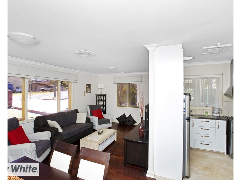 35a Greville Way, Girrawheen WA 6064