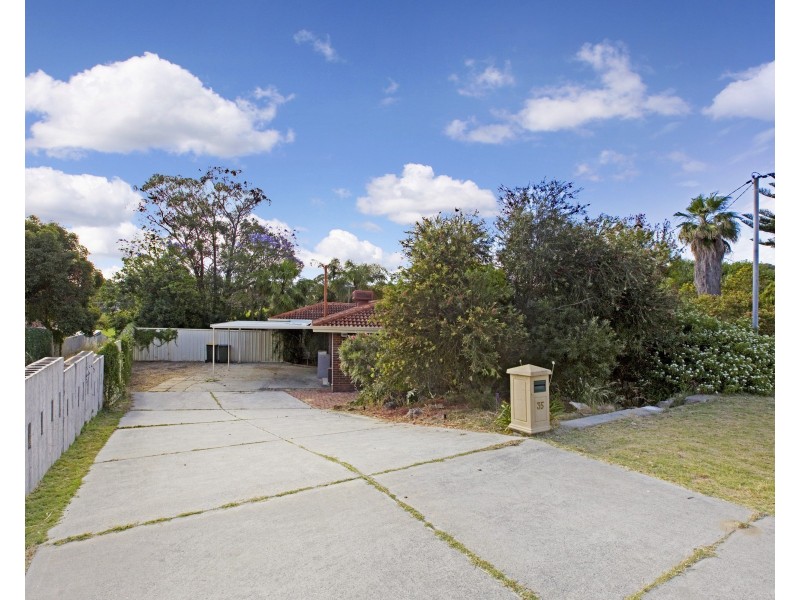 35 Binstead Court, Koondoola WA 6064