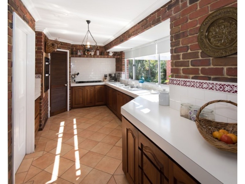 6 Sheoak Close, Beechboro WA 6063