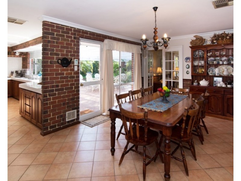 6 Sheoak Close, Beechboro WA 6063