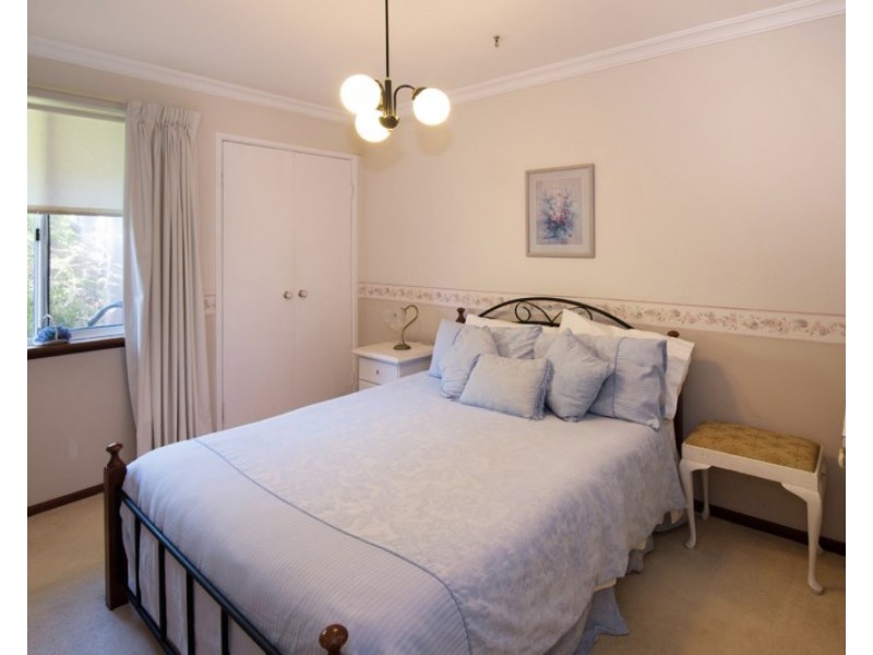 6 Sheoak Close, Beechboro WA 6063