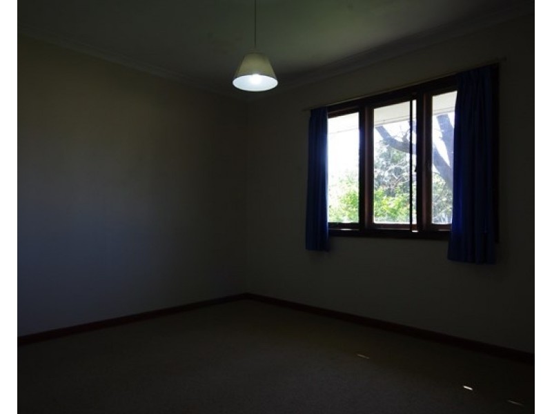 12 Munja Way, Nollamara WA 6061