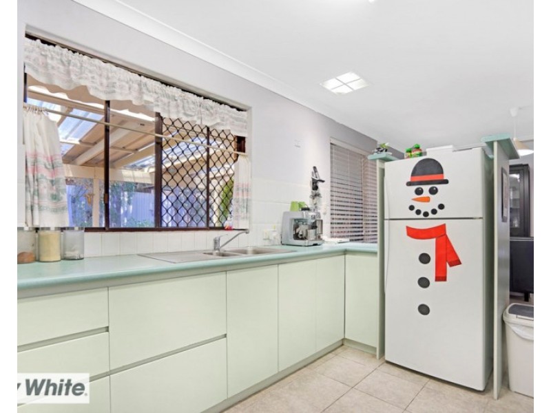 56 Ipswich Crescent, Girrawheen WA 6064