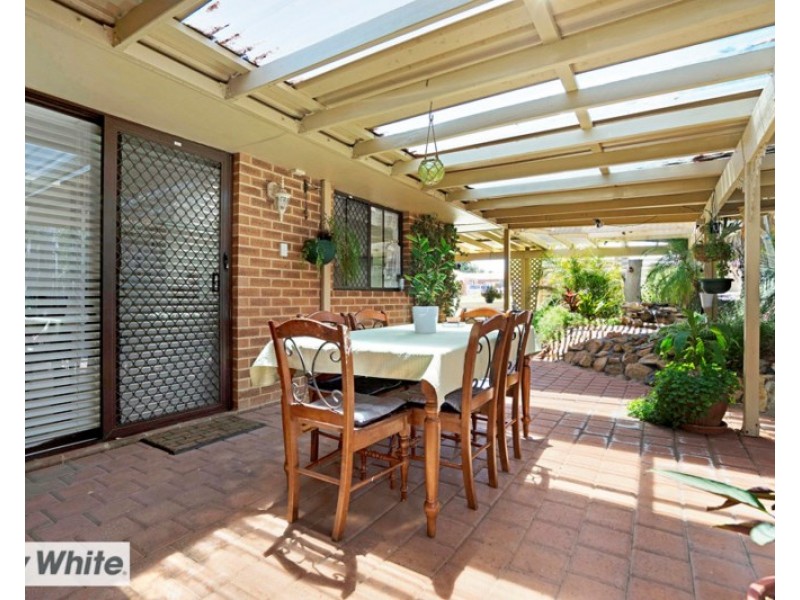 56 Ipswich Crescent, Girrawheen WA 6064