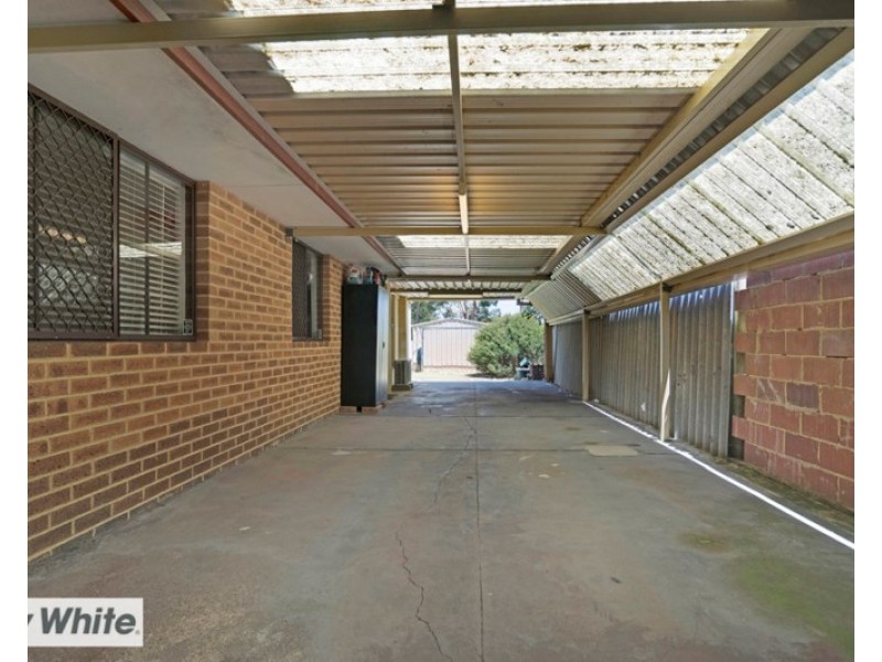 56 Ipswich Crescent, Girrawheen WA 6064