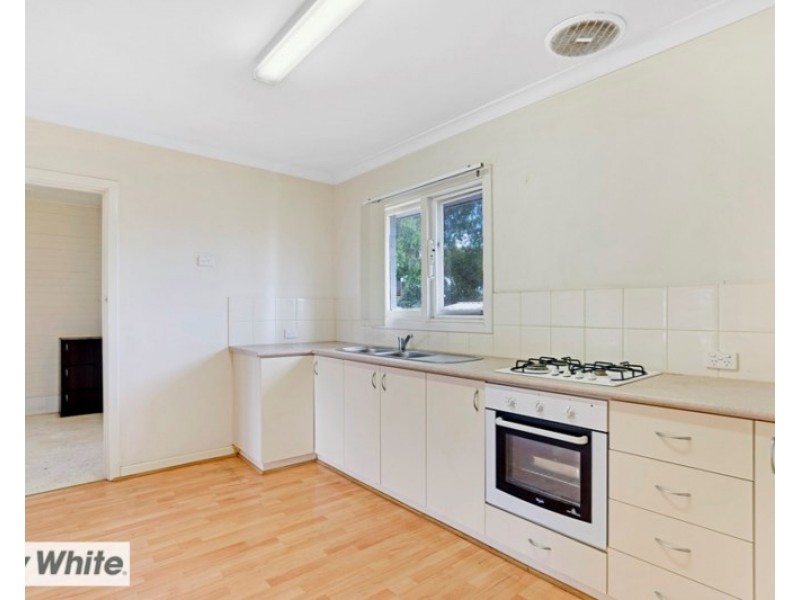 6c Connell Way, Girrawheen WA 6064