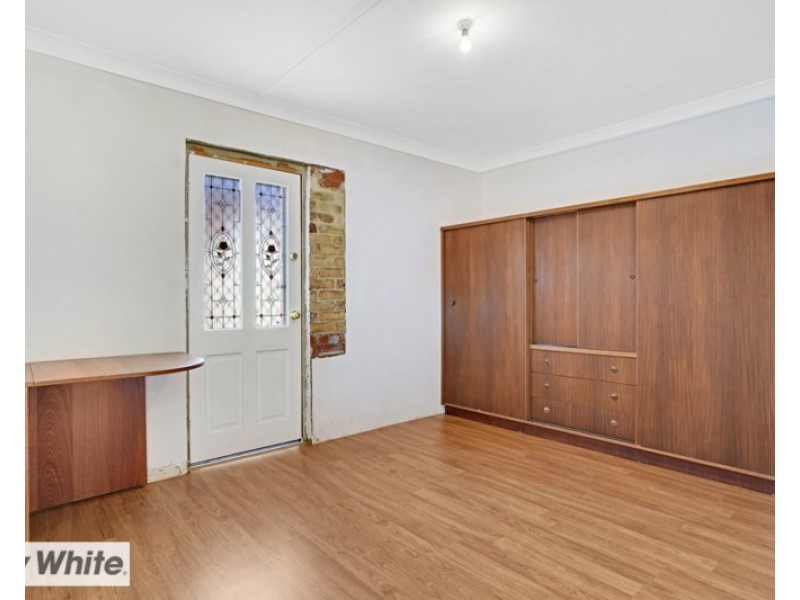 8 Fenwick Street, Balga WA 6061