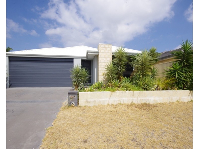 21 Glenesk Street, Madeley WA 6065