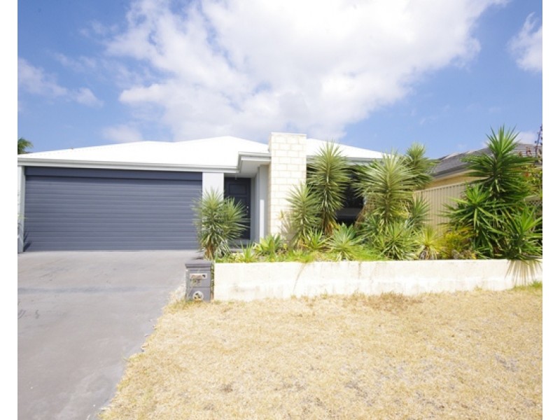 21 Glenesk Street, Madeley WA 6065