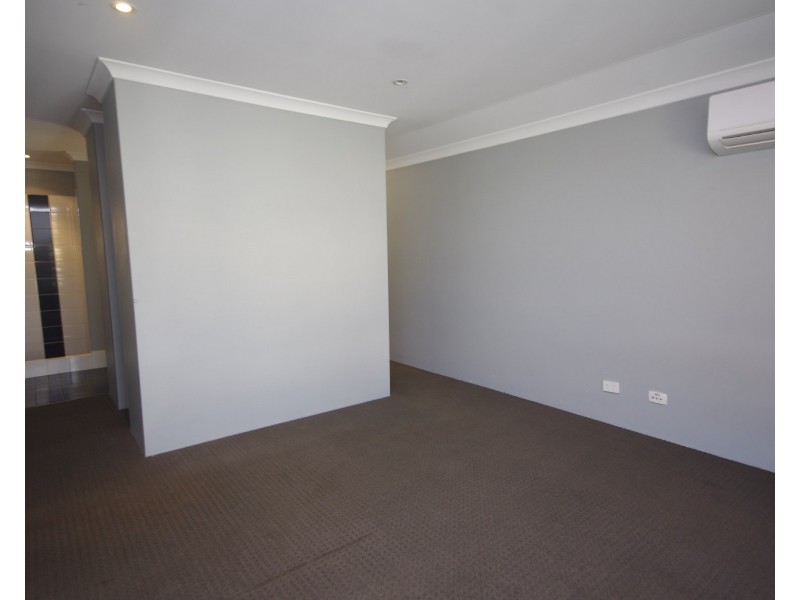 21 Glenesk Street, Madeley WA 6065