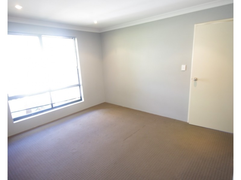 21 Glenesk Street, Madeley WA 6065