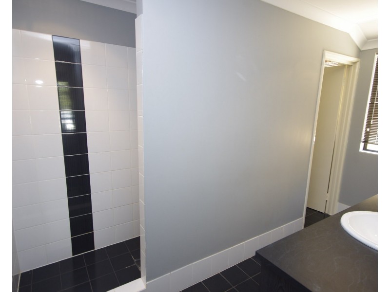 21 Glenesk Street, Madeley WA 6065