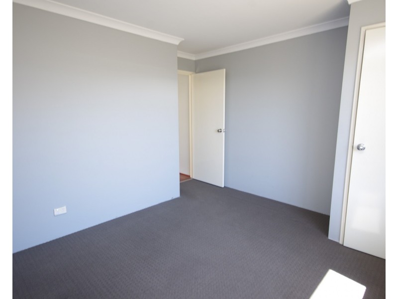 21 Glenesk Street, Madeley WA 6065