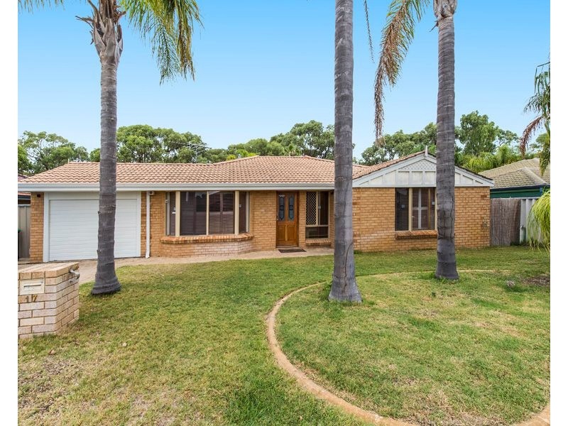 17 Timberlane Loop, Cooloongup WA 6168