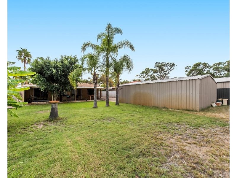 17 Timberlane Loop, Cooloongup WA 6168