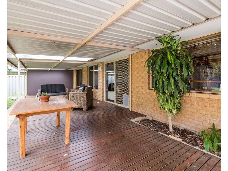 17 Timberlane Loop, Cooloongup WA 6168