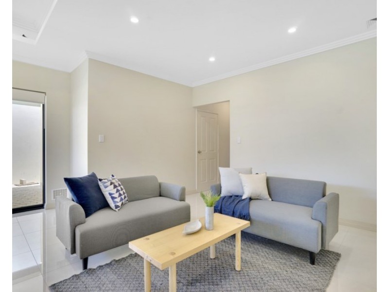 7 Wittering Crescent, Balga WA 6061