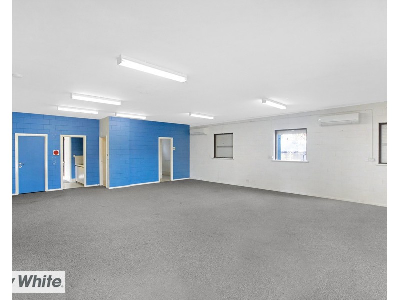 4/4 Wade Court, Girrawheen WA 6064