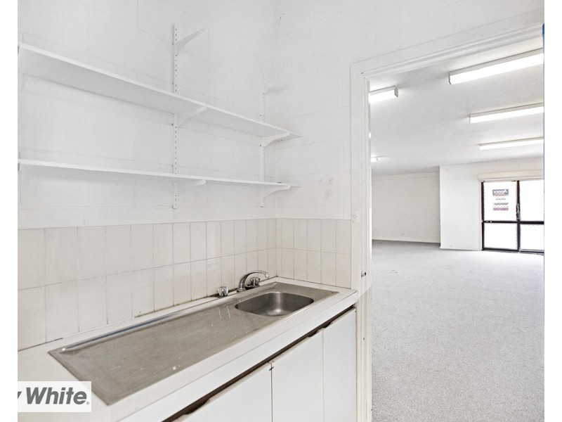 4/4 Wade Court, Girrawheen WA 6064