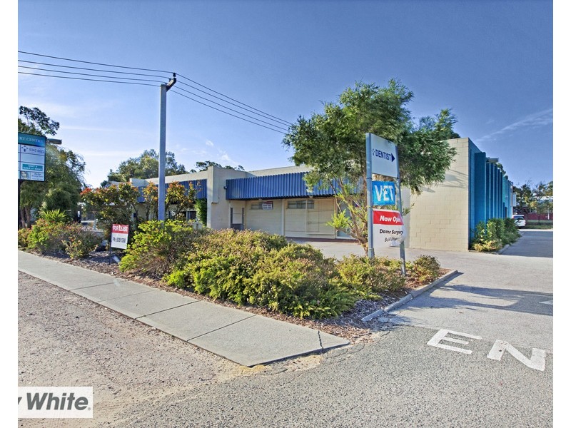 4/4 Wade Court, Girrawheen WA 6064