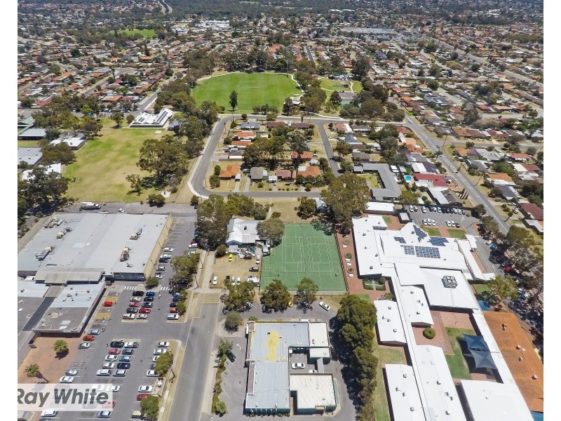 4/4 Wade Court, Girrawheen WA 6064