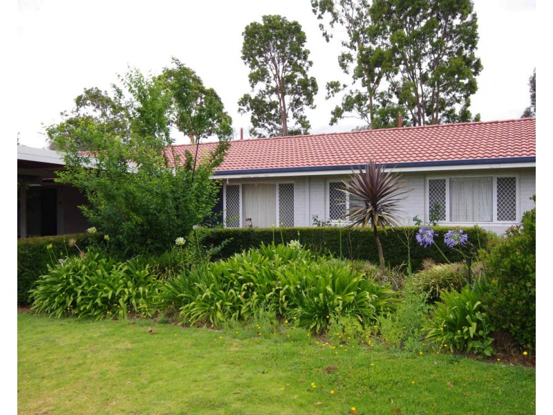 26D Connell Way, Girrawheen WA 6064