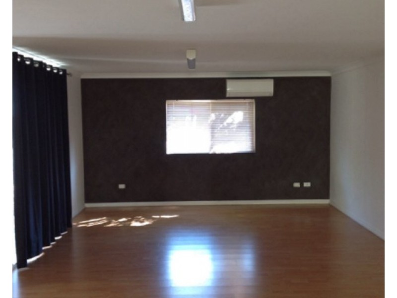 34 Elliot Road, Hocking WA 6065