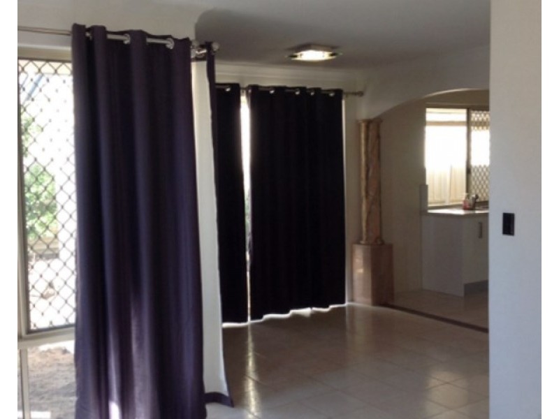 34 Elliot Road, Hocking WA 6065