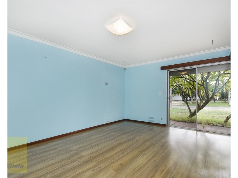 12 Bishop Road, Middle Swan WA 6056