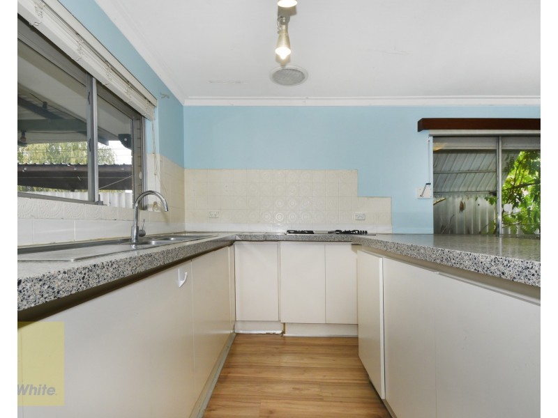 12 Bishop Road, Middle Swan WA 6056