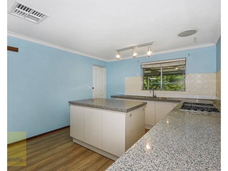 12 Bishop Road, Middle Swan WA 6056