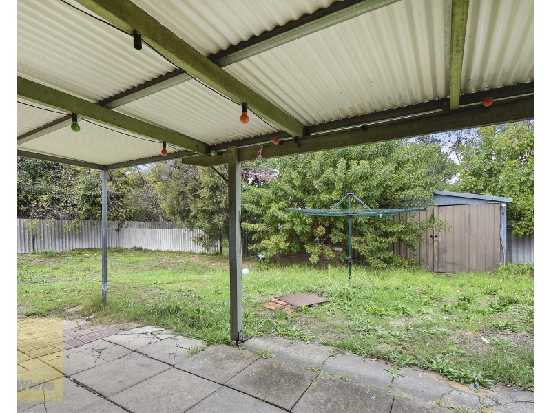 12 Bishop Road, Middle Swan WA 6056