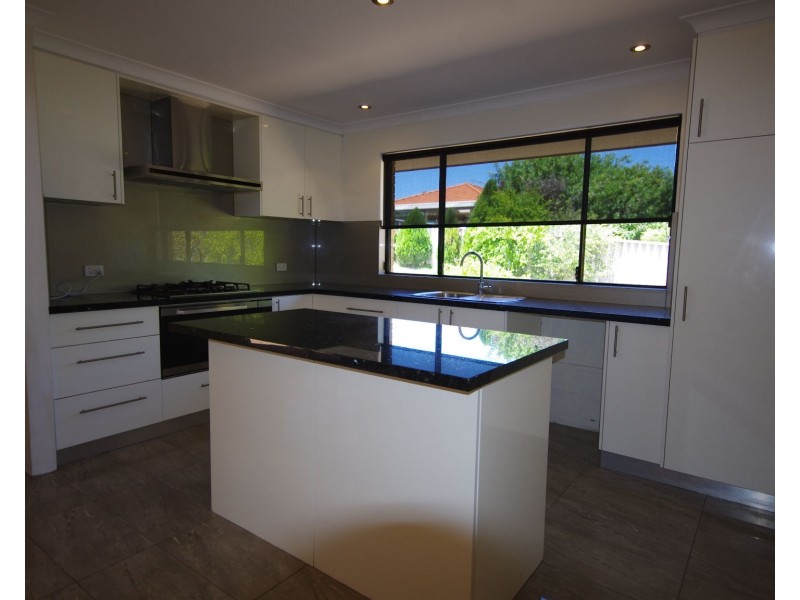 20 Teneriffe Place, Mirrabooka WA 6061