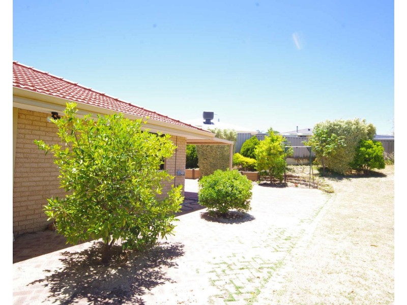 20 Teneriffe Place, Mirrabooka WA 6061