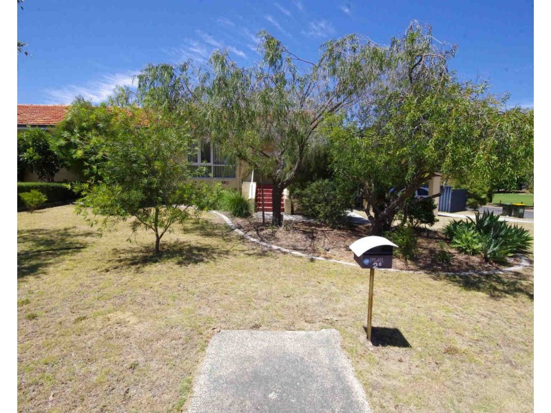 2B Templeton Crescent, Girrawheen WA 6064