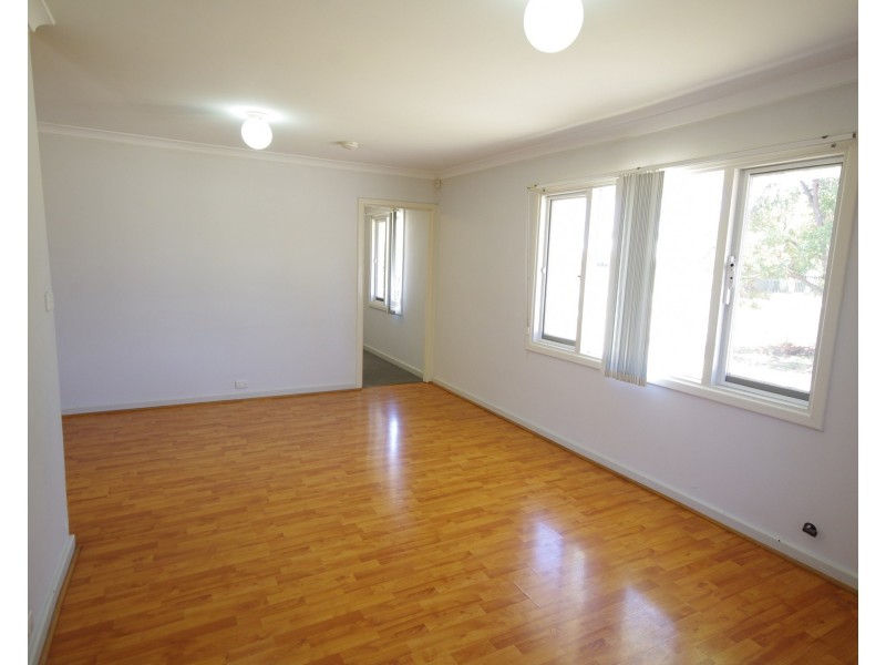 29 Stroughton Road, Westminster WA 6061