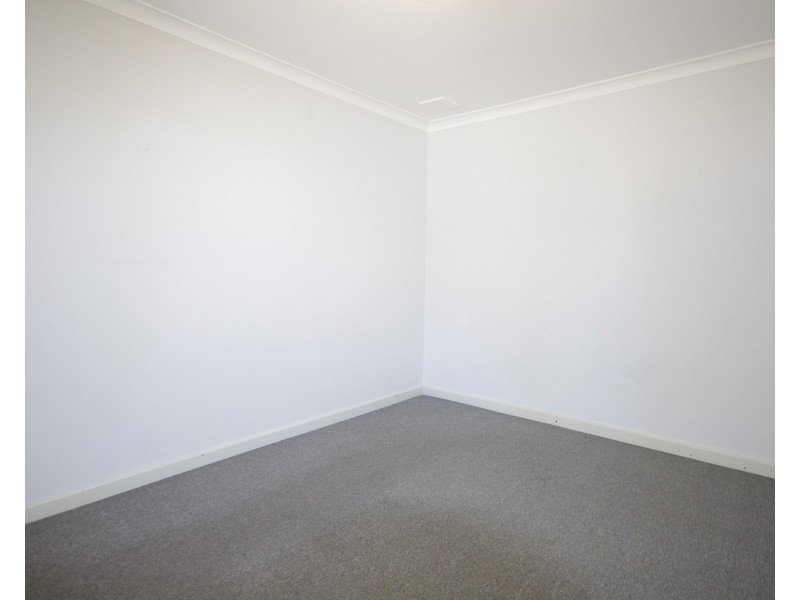 29 Stroughton Road, Westminster WA 6061