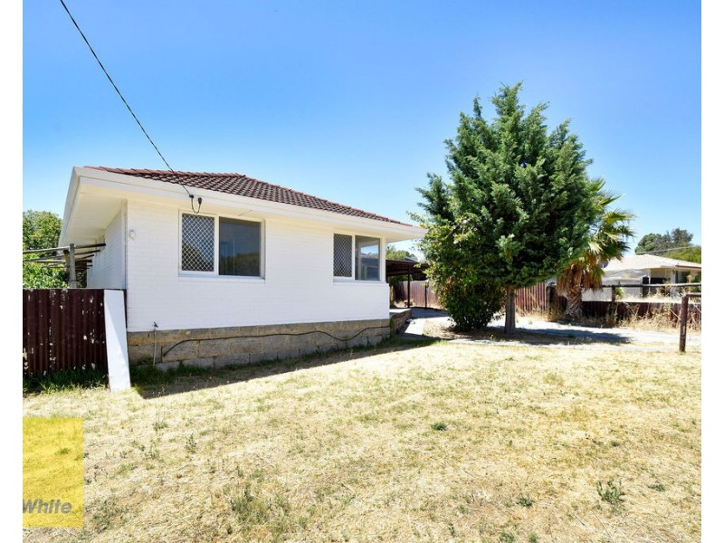 55 Nanovich Avenue, Girrawheen WA 6064