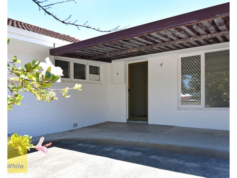 55 Nanovich Avenue, Girrawheen WA 6064