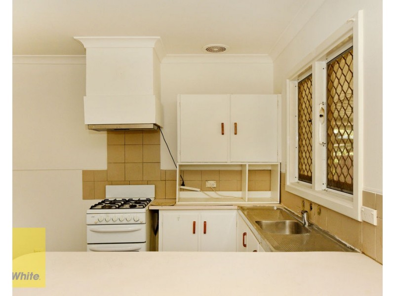 55 Nanovich Avenue, Girrawheen WA 6064