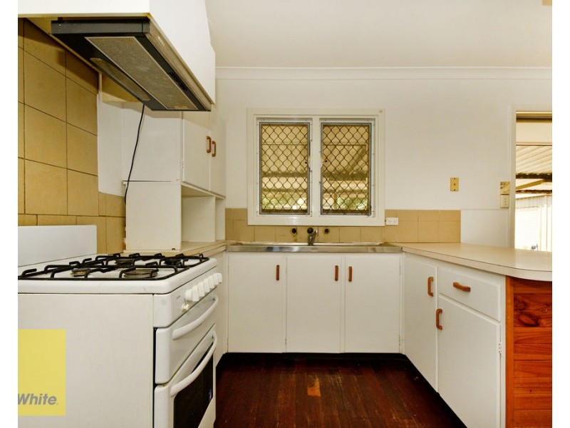 55 Nanovich Avenue, Girrawheen WA 6064