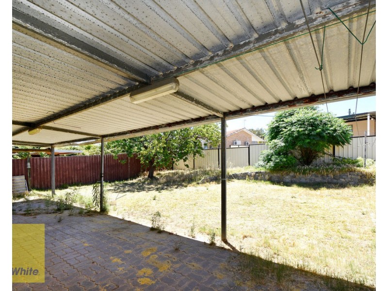 55 Nanovich Avenue, Girrawheen WA 6064