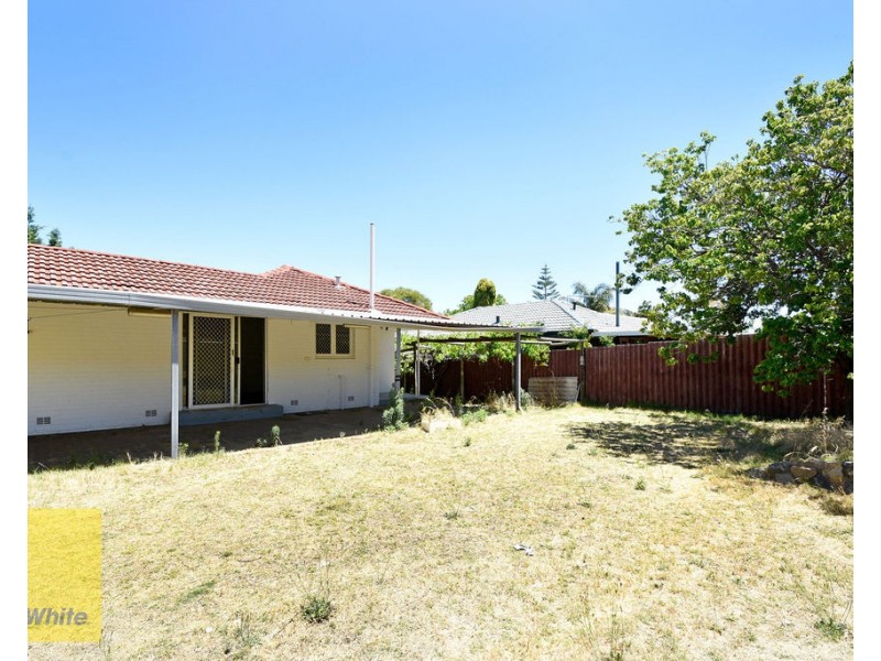 55 Nanovich Avenue, Girrawheen WA 6064