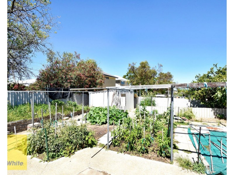 3 Wolya Way, Westminster WA 6061