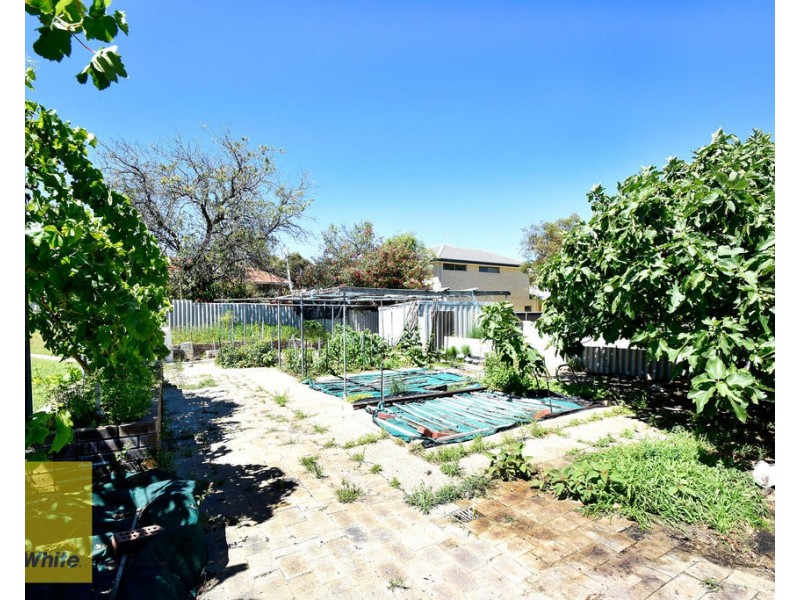 3 Wolya Way, Westminster WA 6061