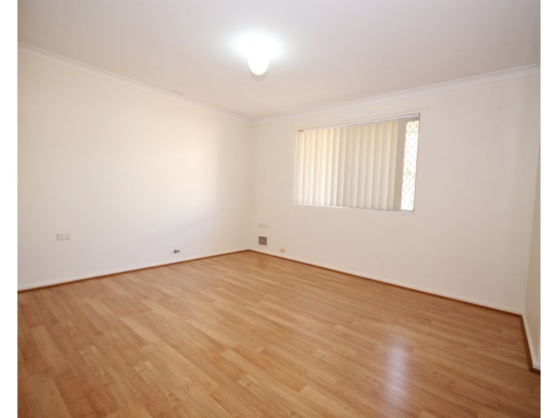 4/36 Halland Way, Westminster WA 6061