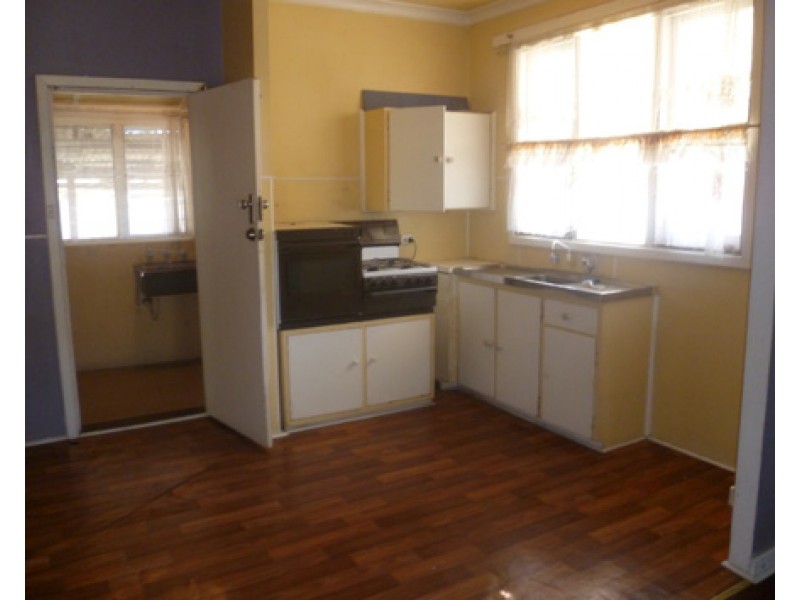 39 Robertsbridge Road, Nollamara WA 6061