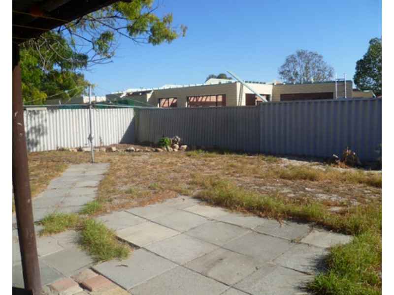 39 Robertsbridge Road, Nollamara WA 6061