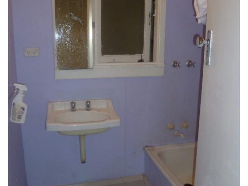 39 Robertsbridge Road, Nollamara WA 6061