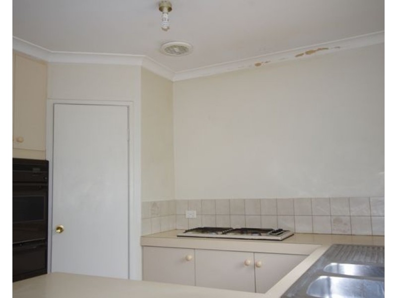 3/46 Railway Parade, Bassendean WA 6054